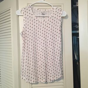 Casual white decorative tank top. Size small